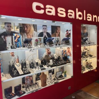 EXPOSICIÓN EN VITRINA